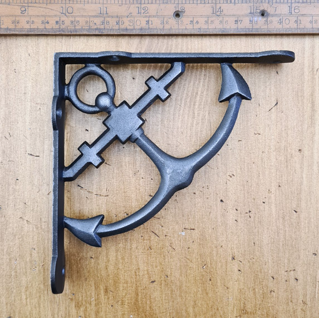 Anchor Shelf Bracket, Cast Iron 150mm x 150mm