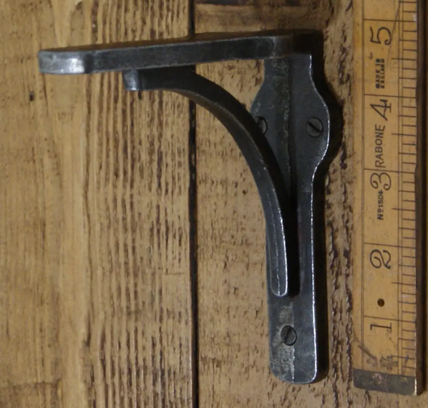 Antique Iron Gallows Bracket