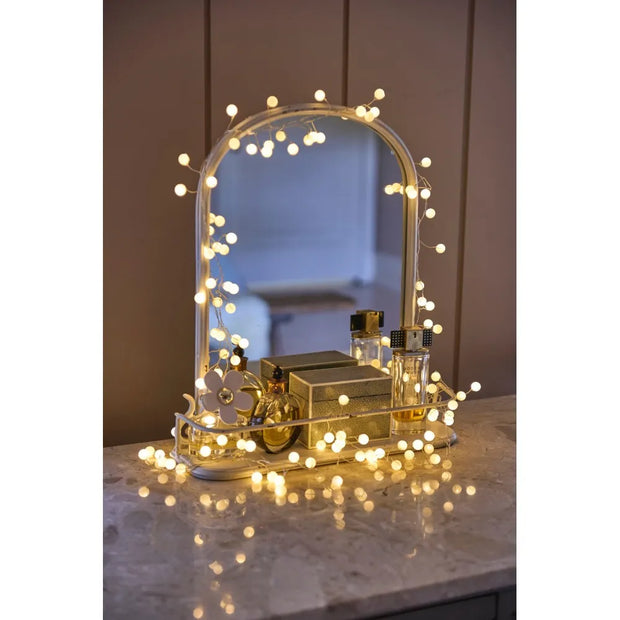 Snowberry Light Chain